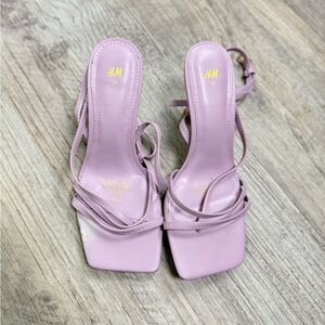 H& M light purple  heals